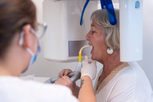 Best Emergency Dentist for Knocked-Out Tooth in Freeport, TX