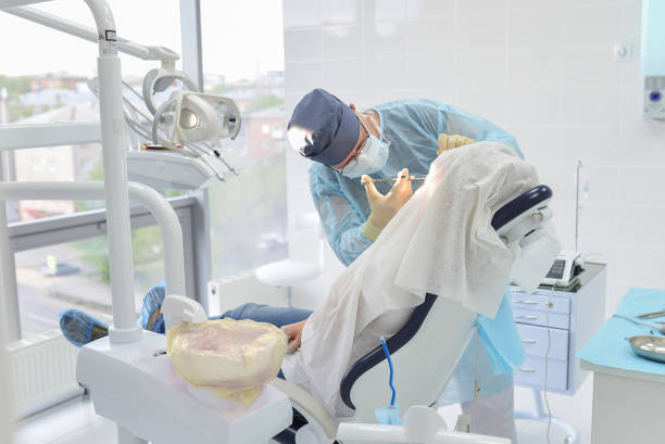 Best Broken or Cracked Tooth Emergency Dentist in Freeport, TX